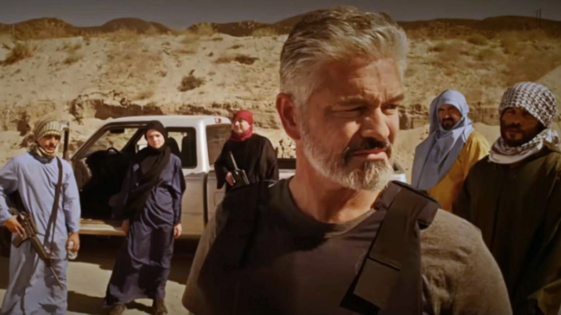 El Contratista Background