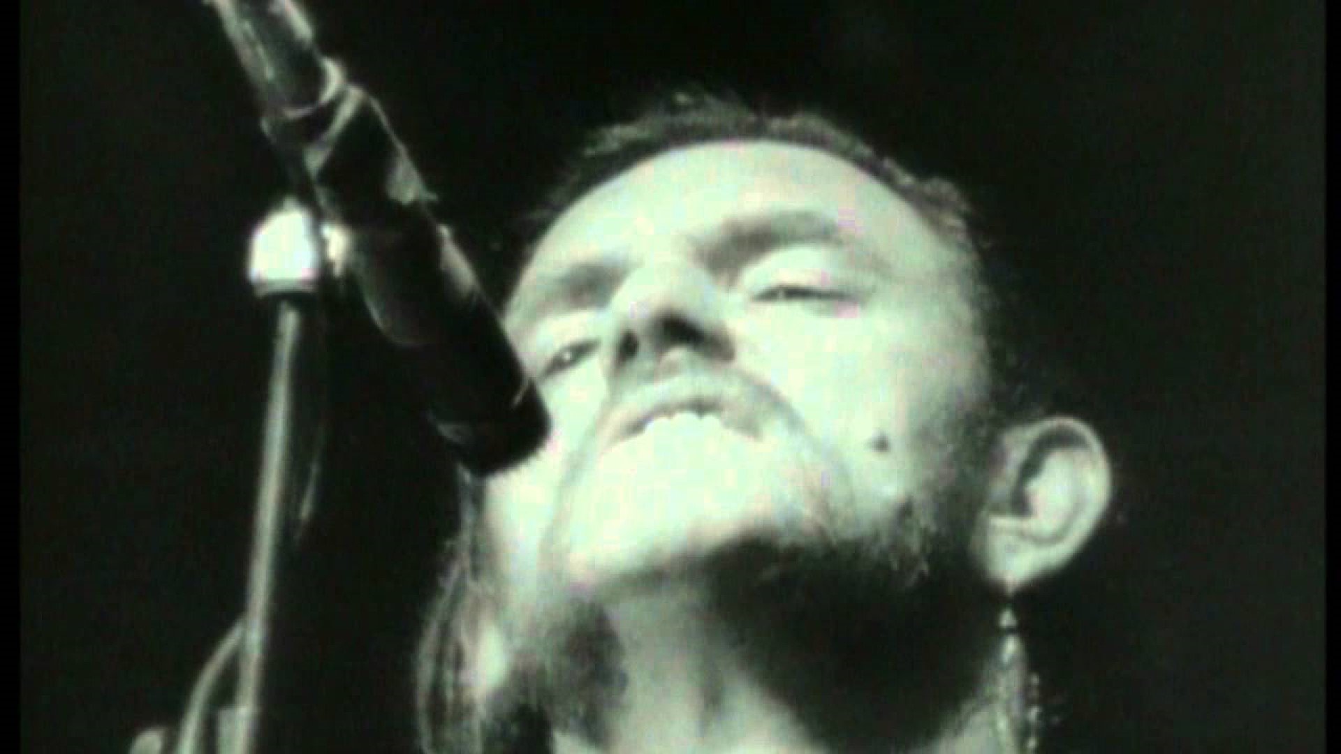 Motörhead - Everything Louder Than Everything Else Background