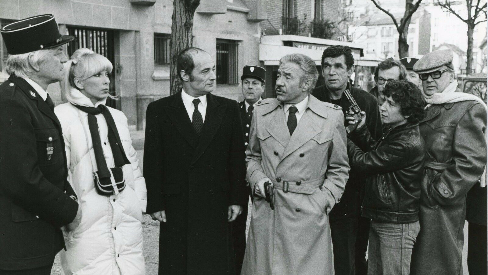 Signé Furax Background