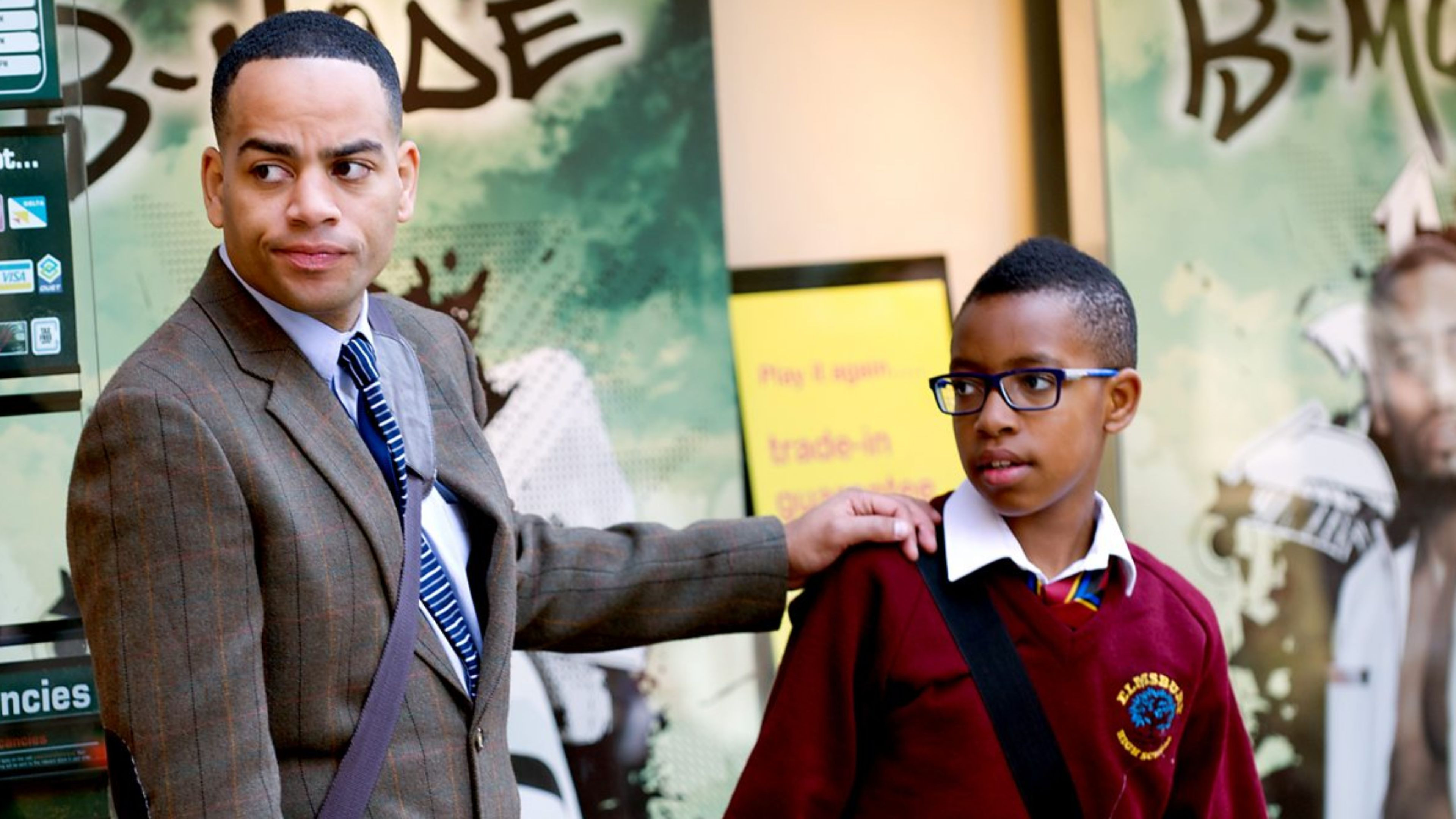 4 O'Clock Club Background