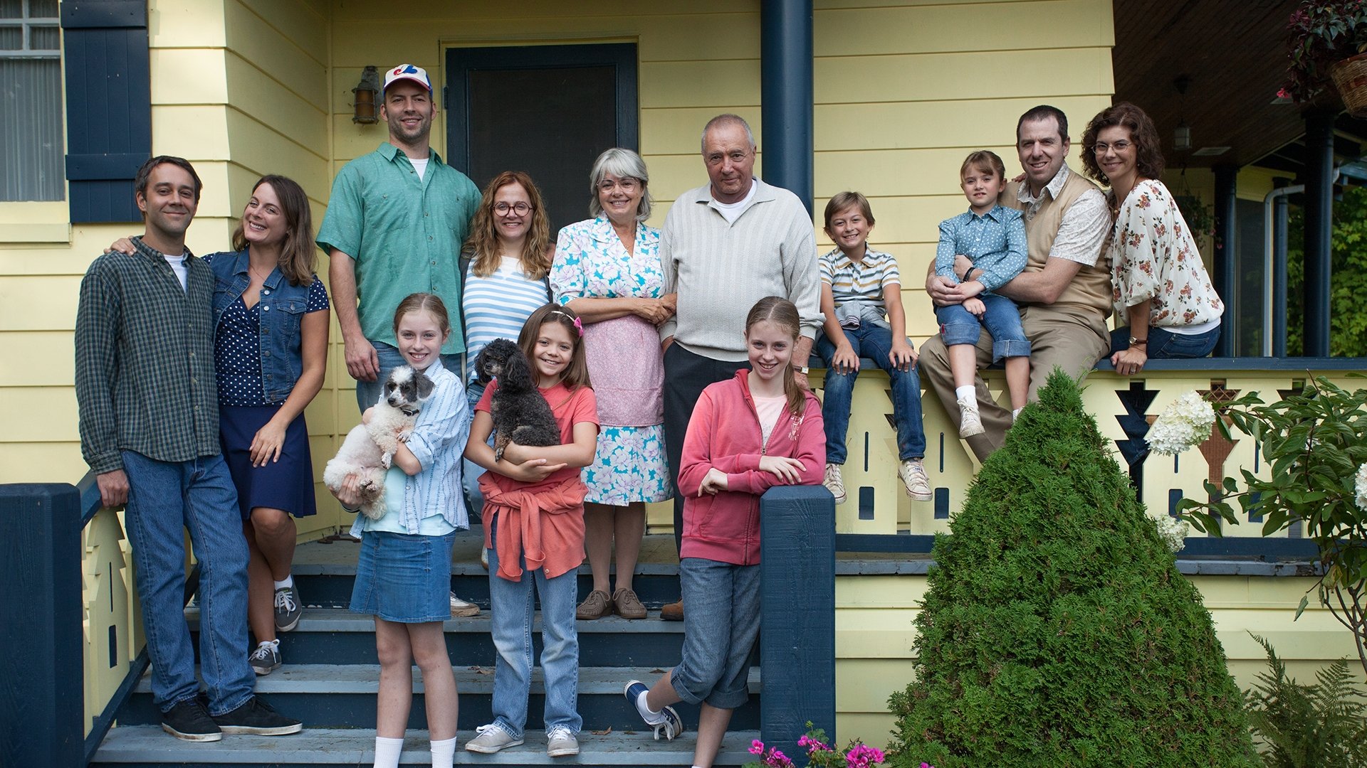 Paul à Québec Background
