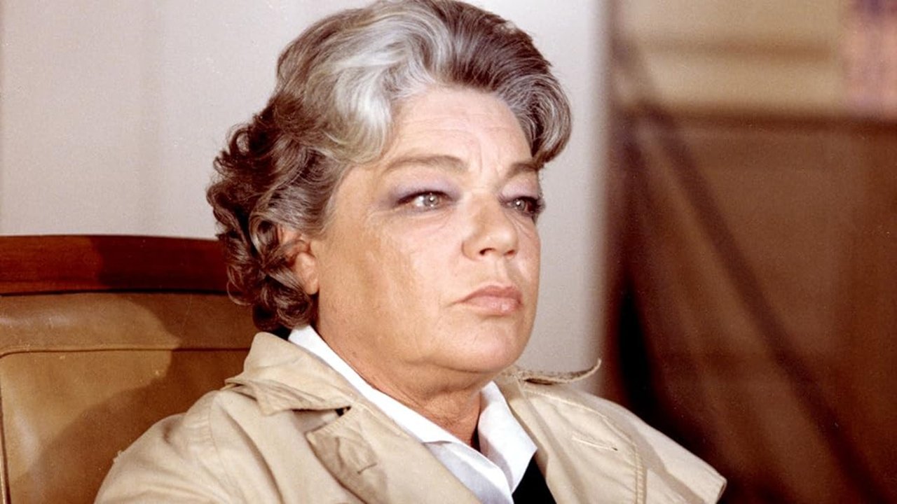 Madame le Juge Background