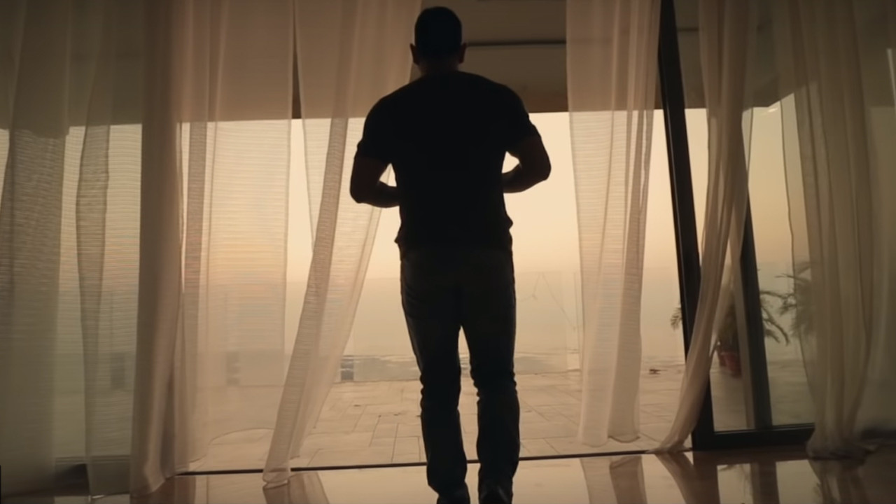 Roar of The Lion Background