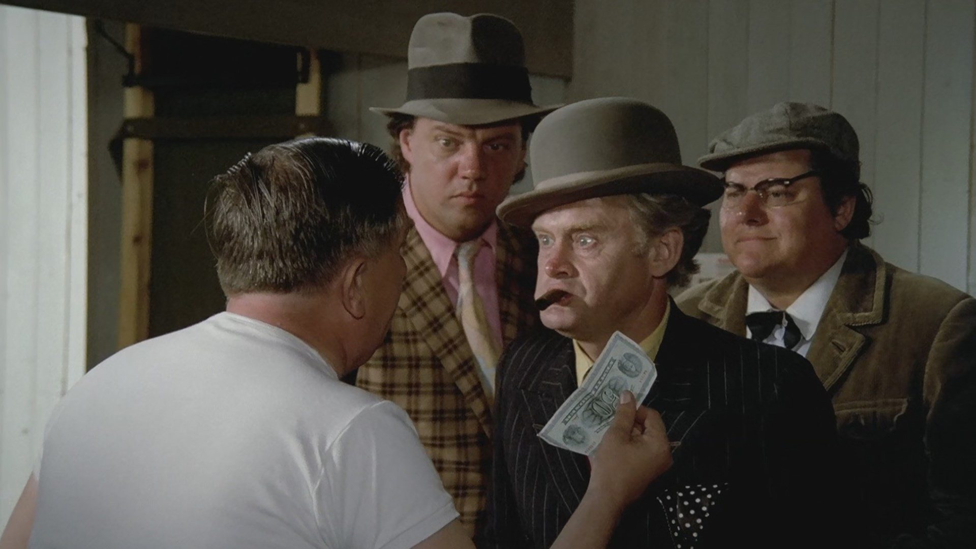 The Olsen Gang's Big Score Background