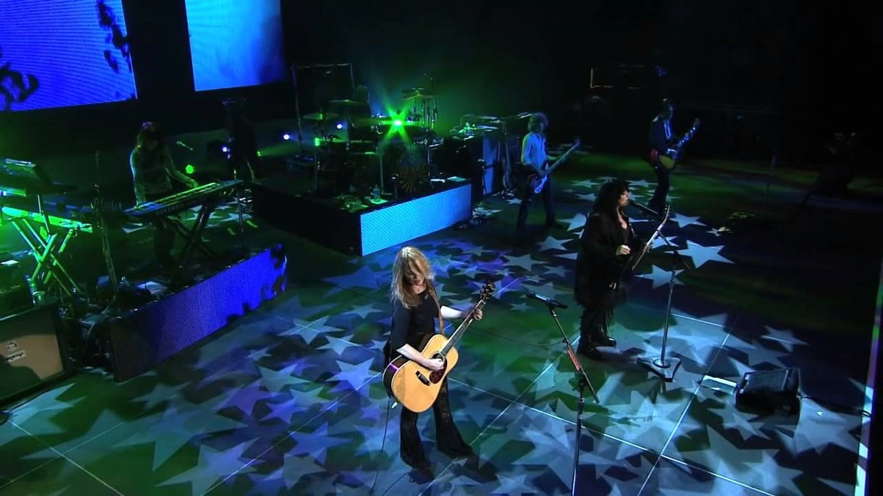 Heart: Fanatic - Live from Caesars Colosseum Background