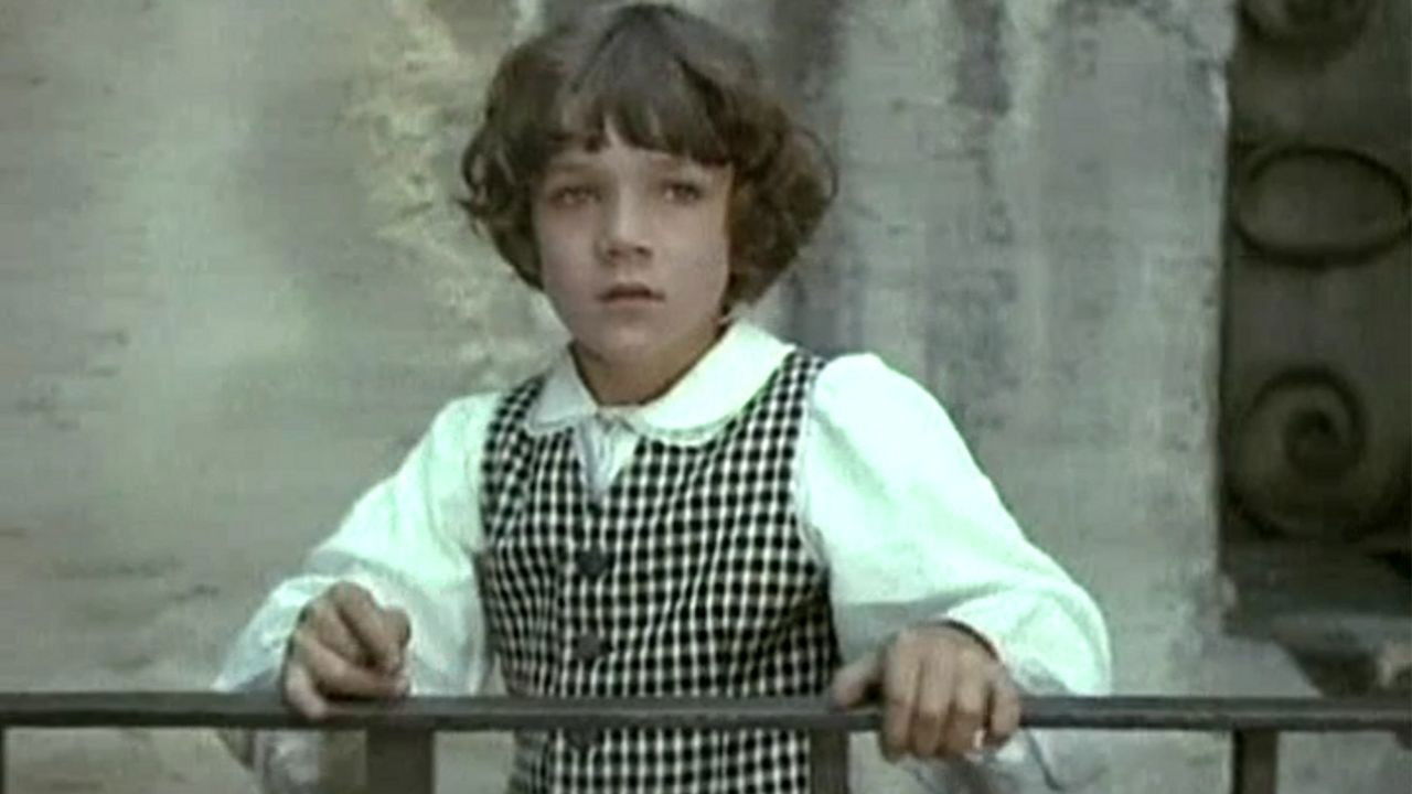 The Amazing Boy Background