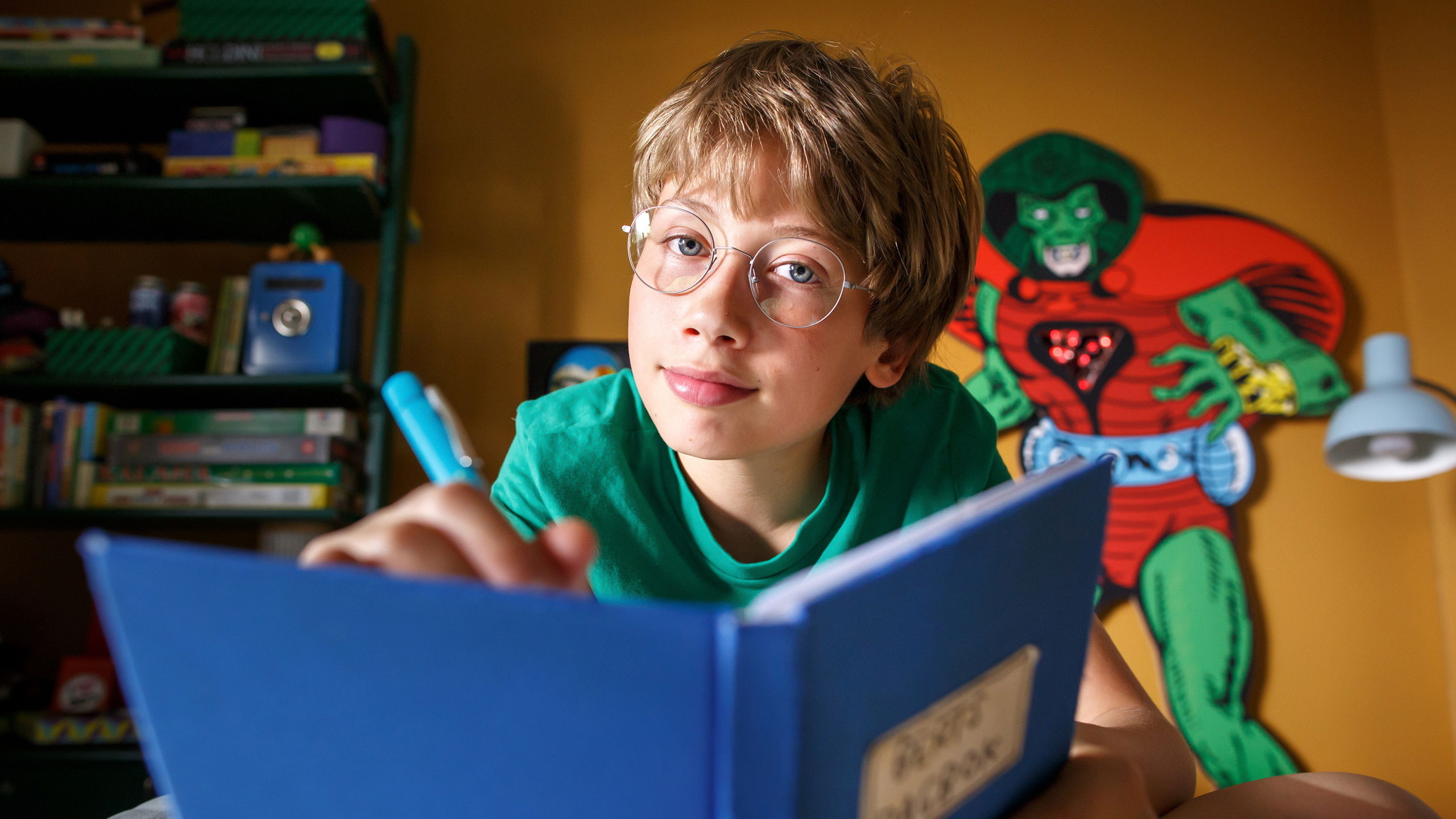 Bert's Diary Background