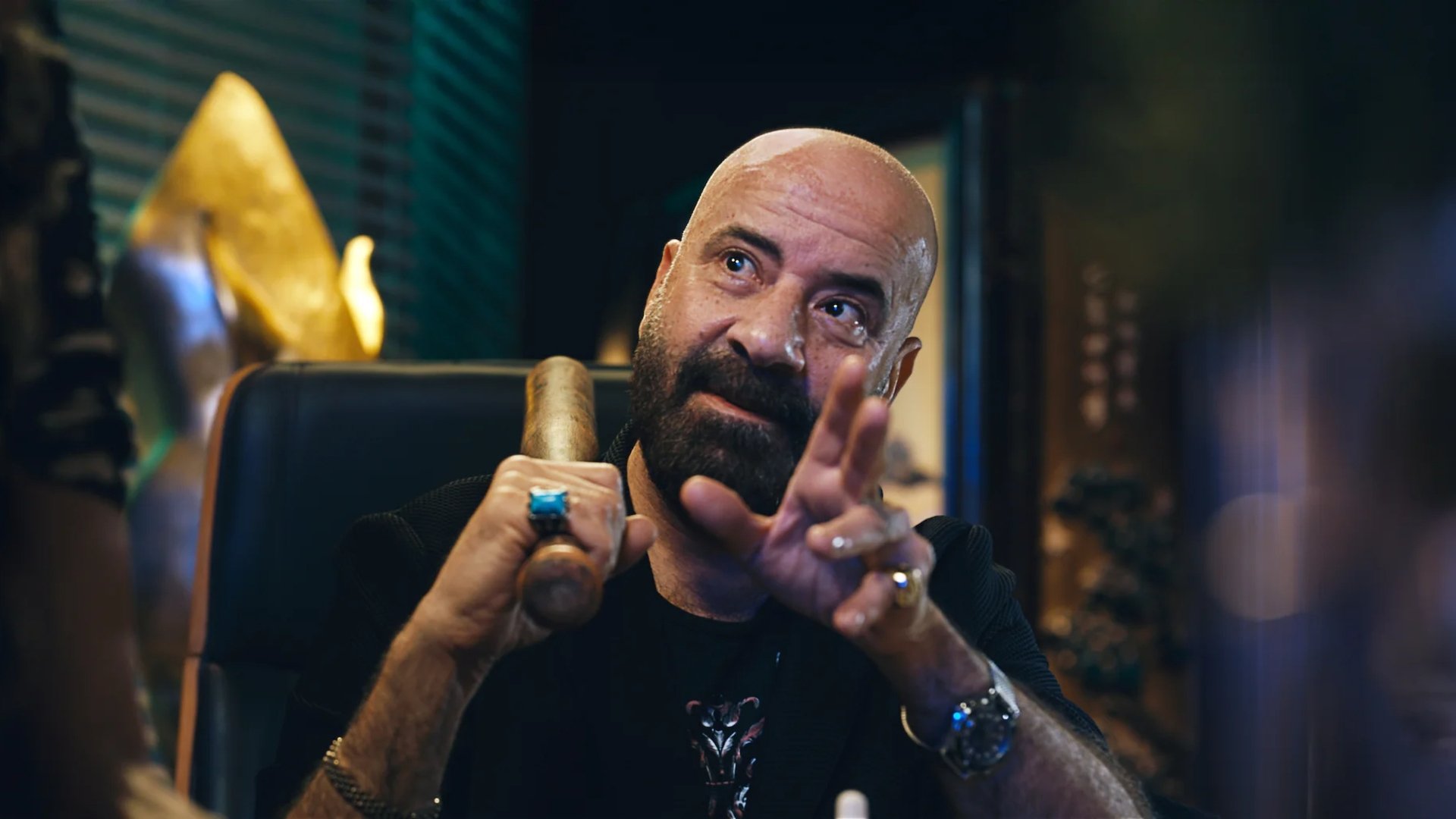 El Dashash Background