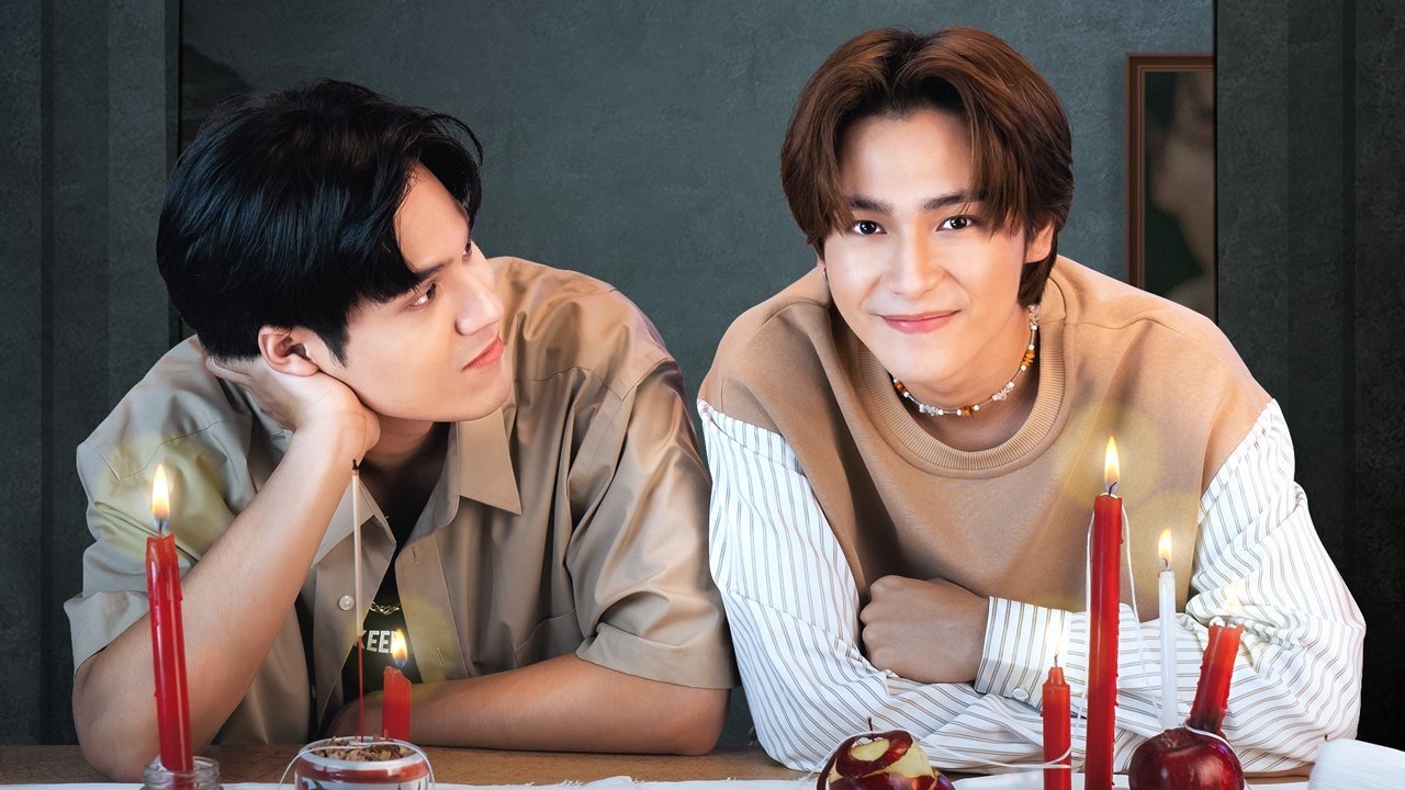 Ghost Host, Ghost House Background