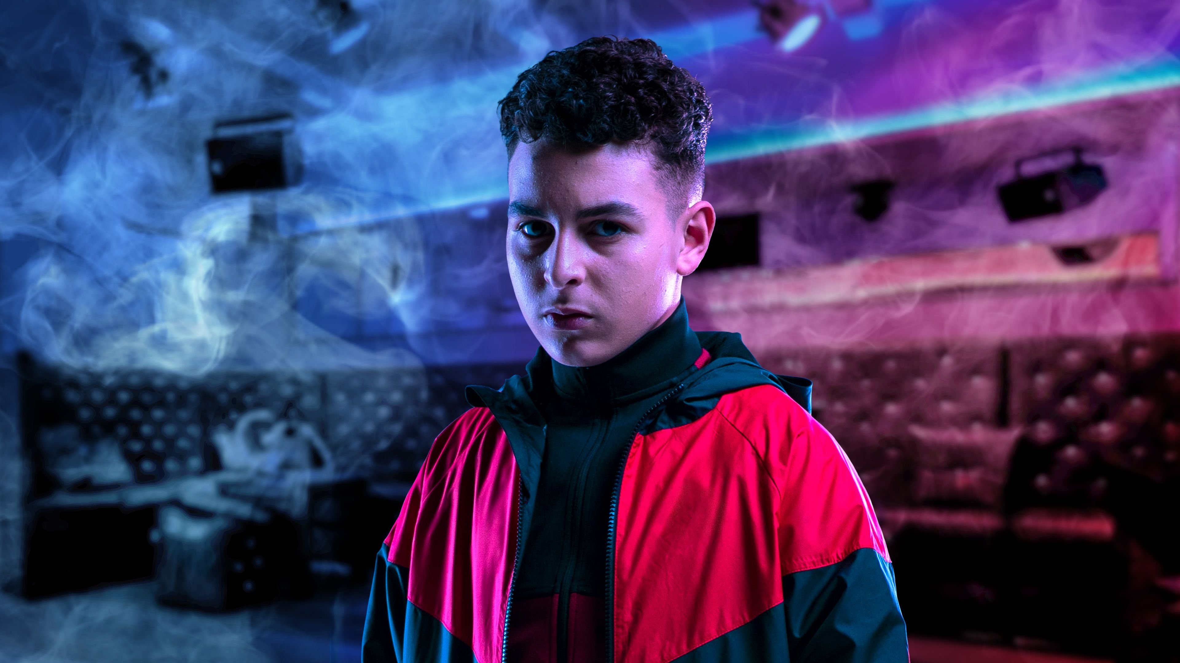 Mocro Maffia: Komtgoed Background