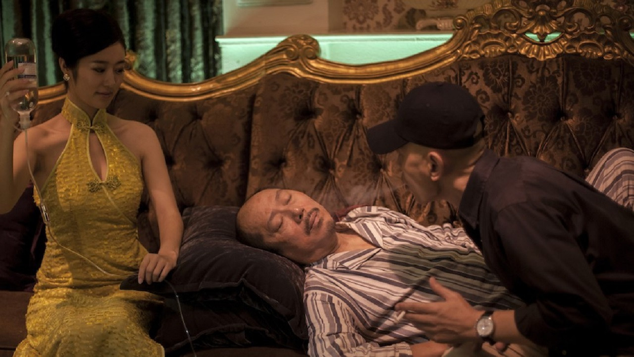 Personal Tailor Background