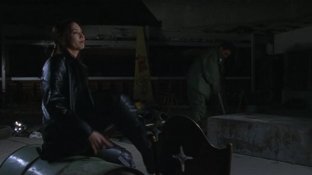 Gun Crazy: Episode 1 — A Woman from Nowhere Background