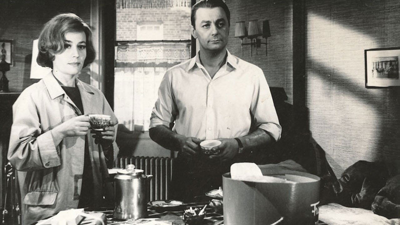 Three Rooms in Manhattan Background