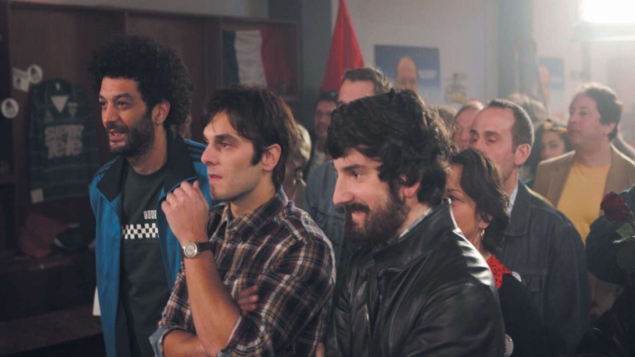 Des lendemains qui chantent Background