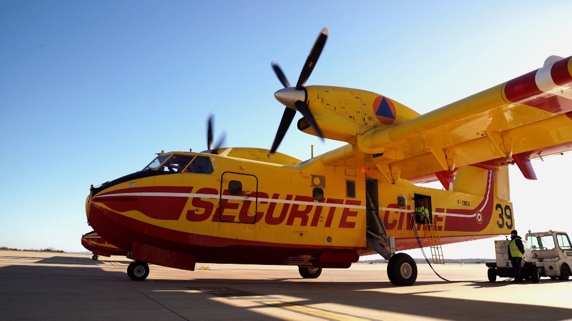 Canadair, un avion de légende Background
