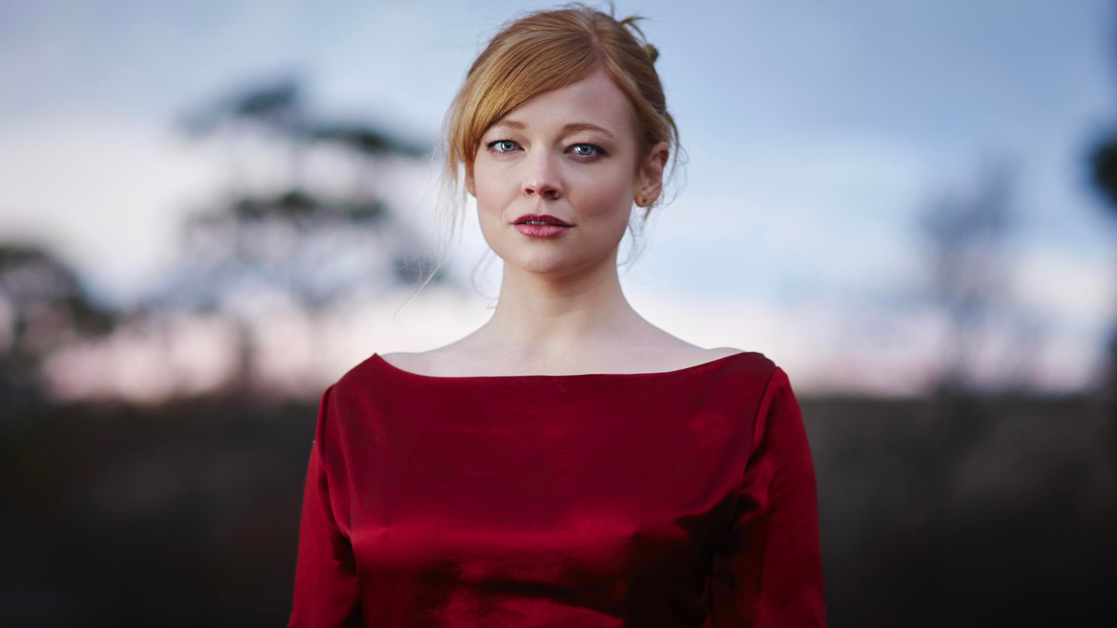 The Beautiful Lie Background