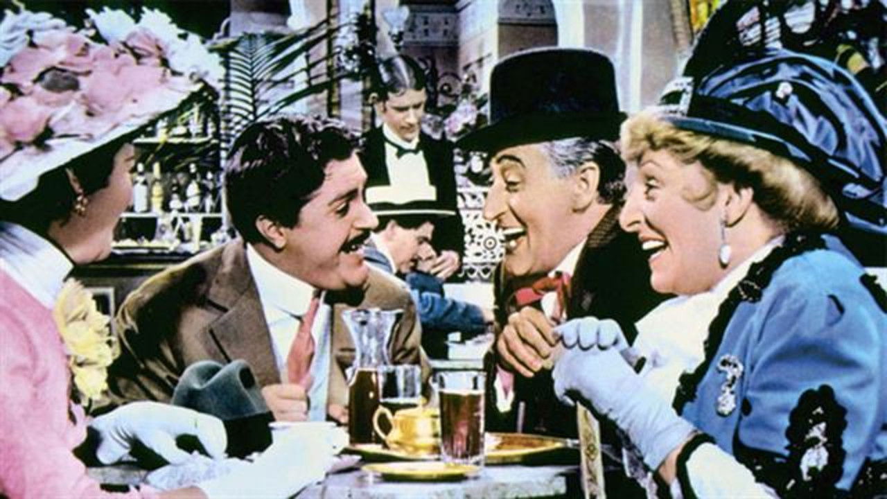 Il medico dei pazzi Background