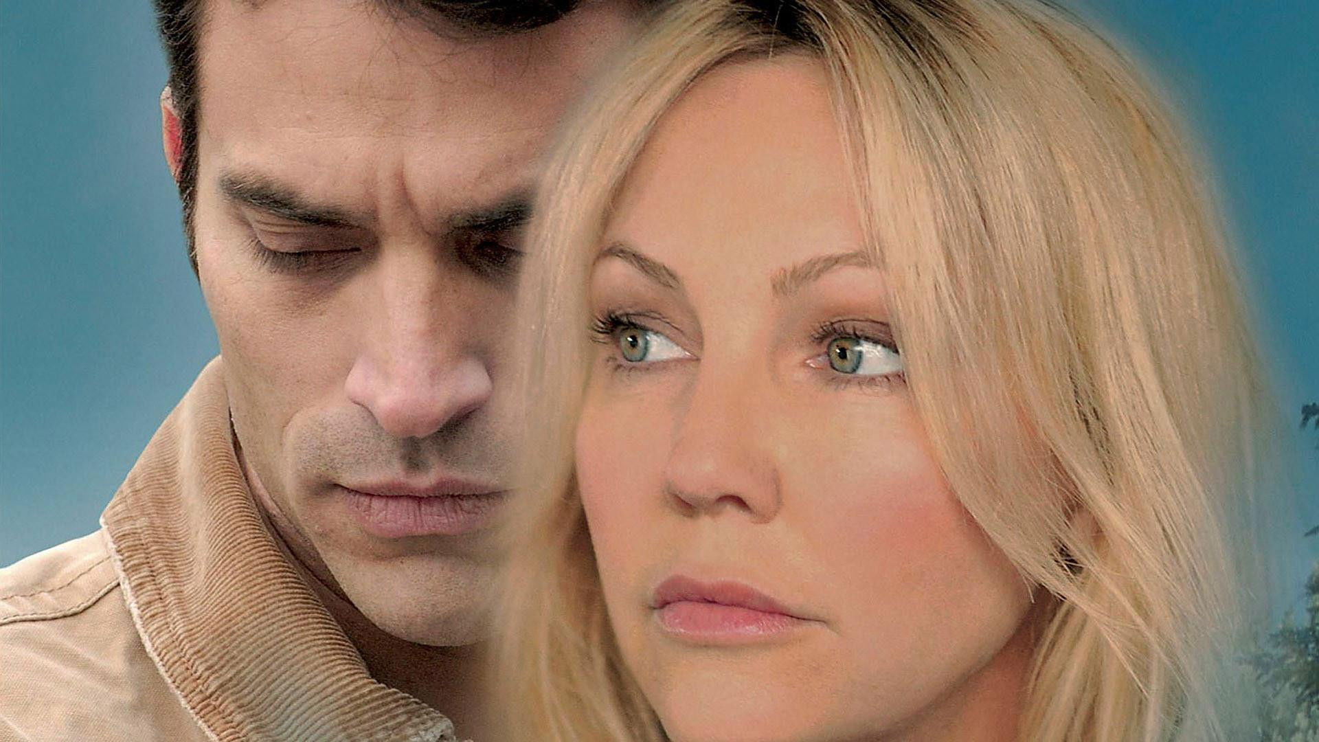 Nora Roberts' Angels Fall Background