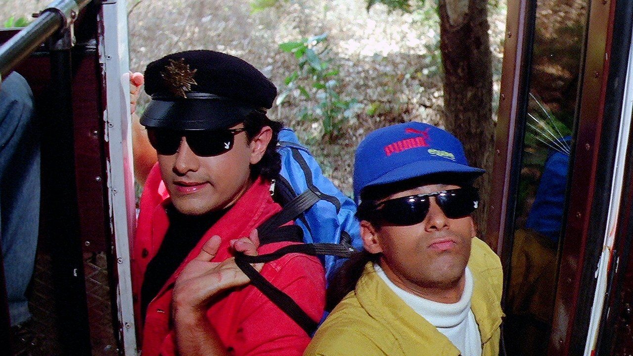 Andaz Apna Apna Background