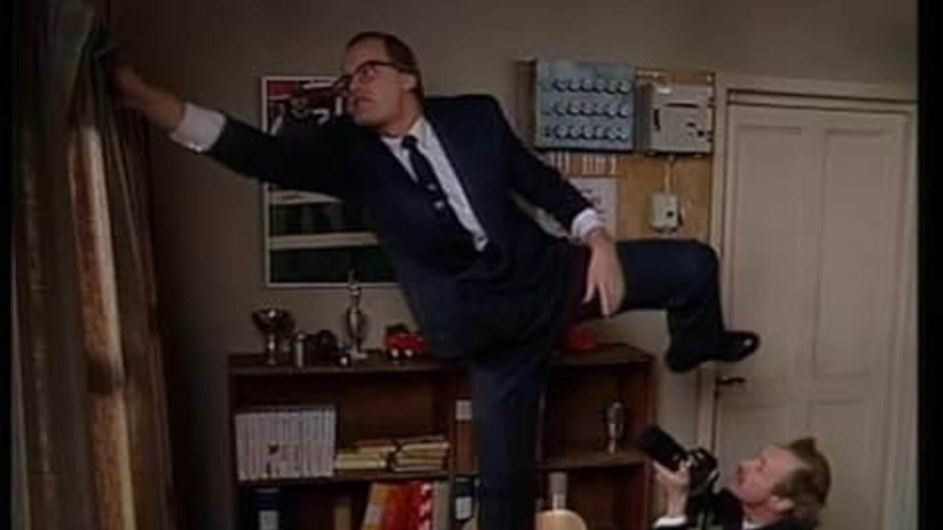 NileCity 105.6 Background