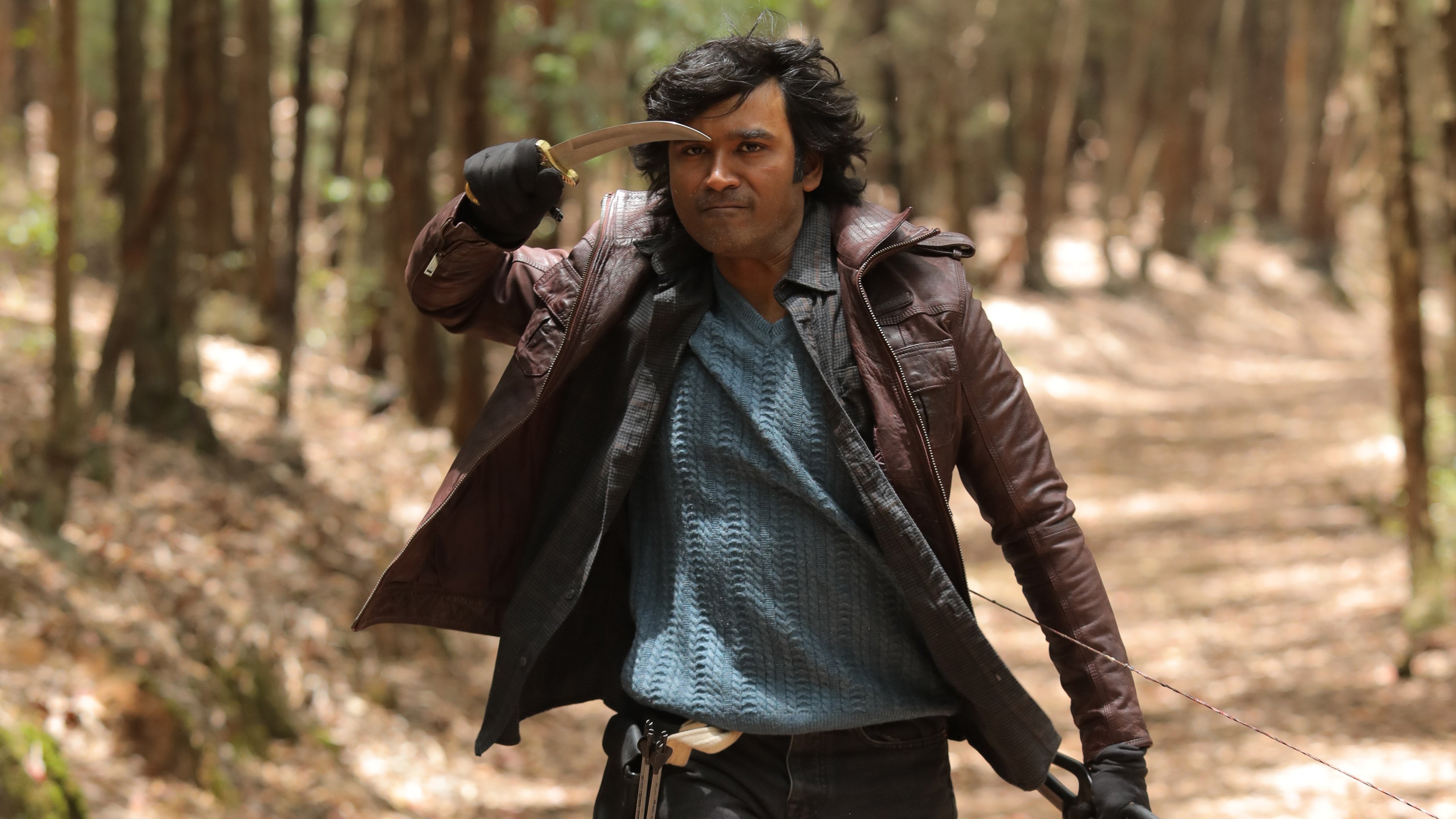 Naane Varuvean Background