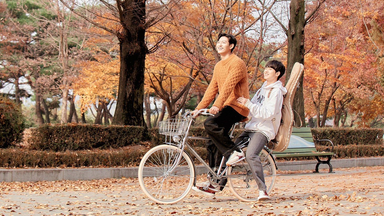 Sing My Crush Background