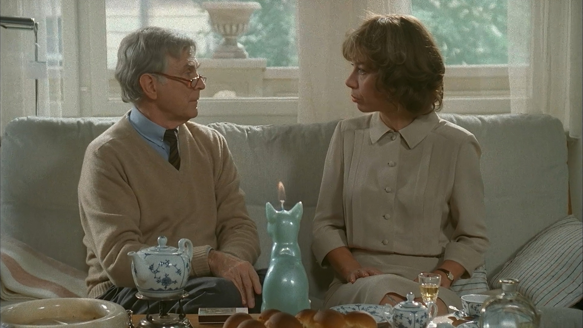 Ödipussi Background