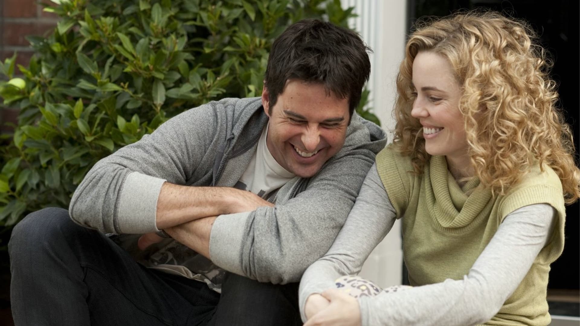 Swinging with the Finkels Background