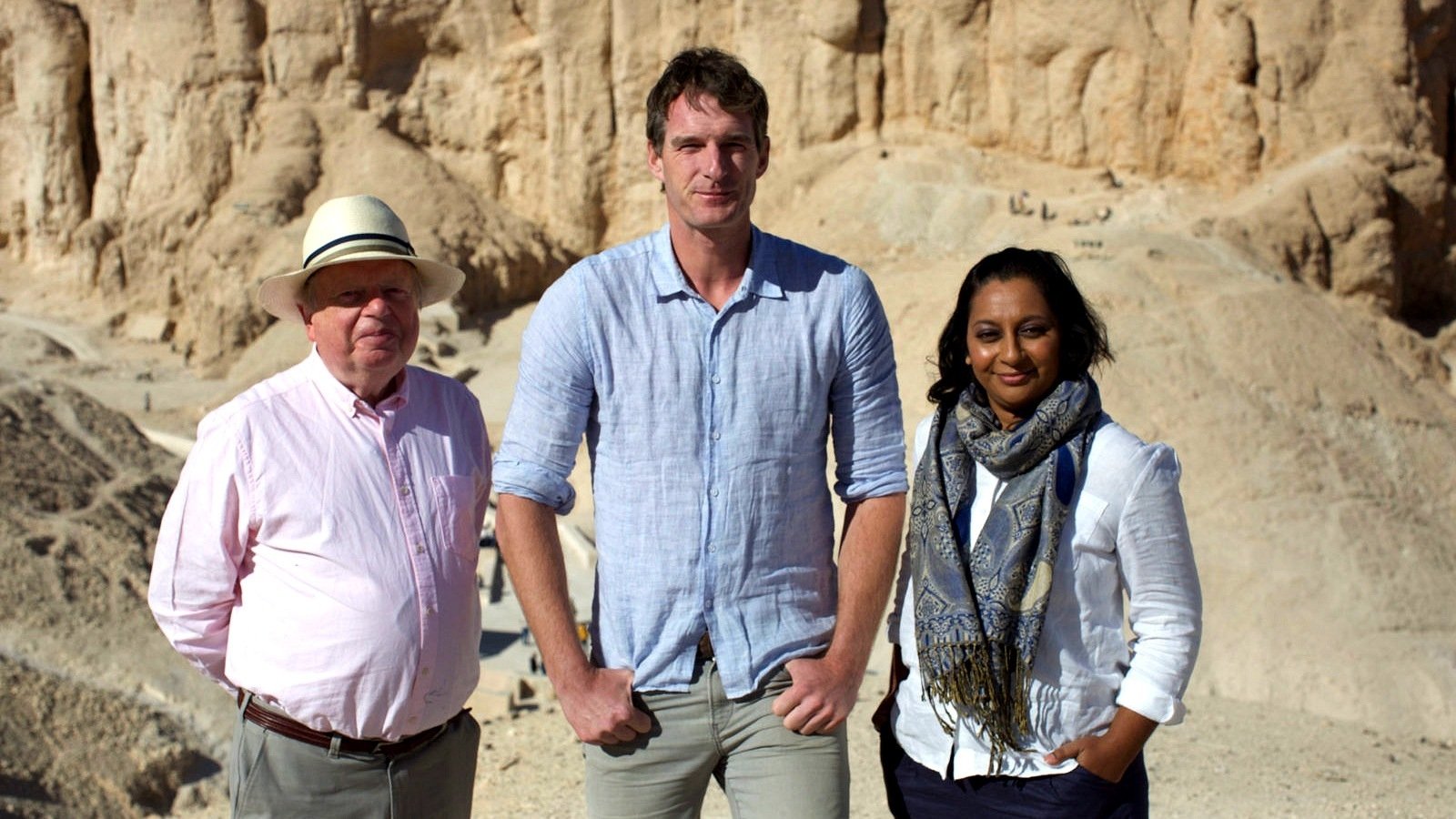 Tutankhamun with Dan Snow Background