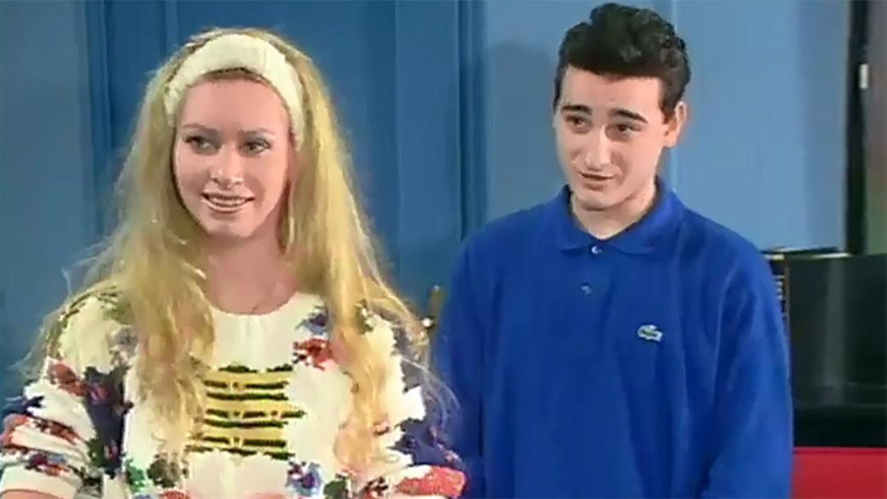 Ο χήρος, η χήρα και τα χειρότερα Background