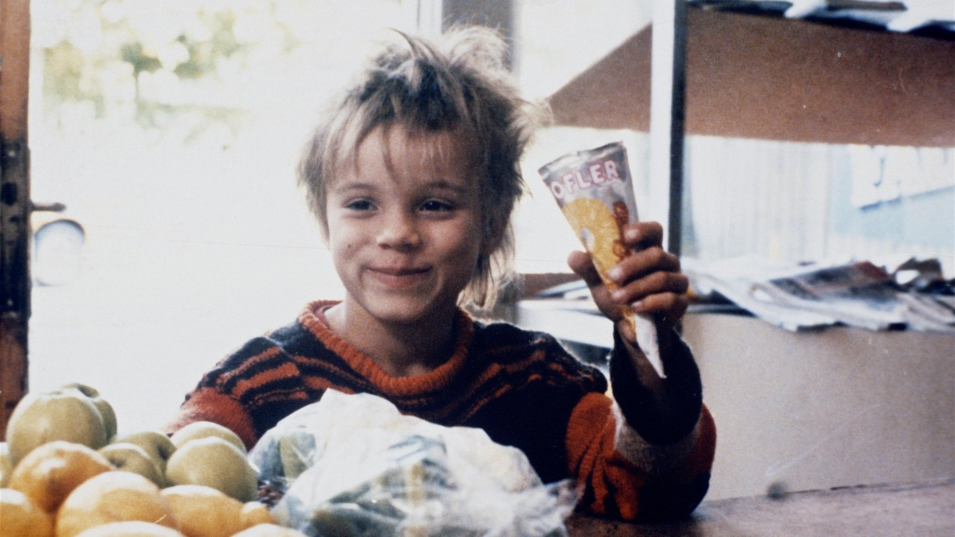 Three Angels and Five Lions Background