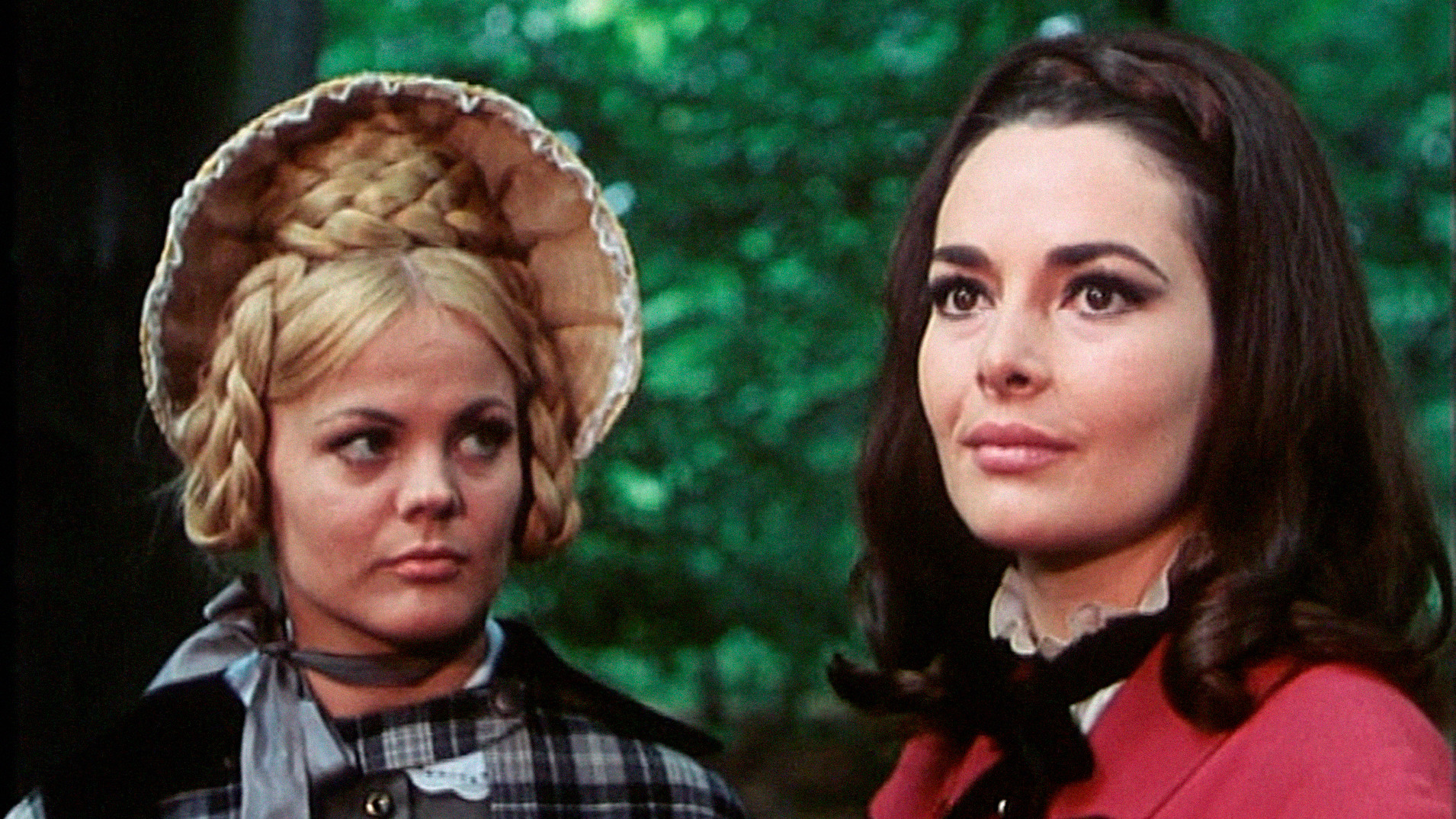 The Torture Chamber of Dr. Sadism Background