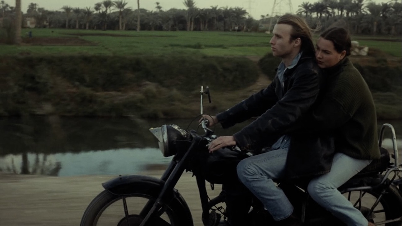 Dis: A Story About Love Background