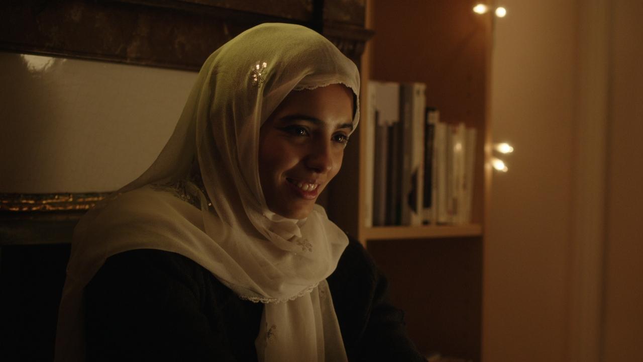 Féminin plurielles Background