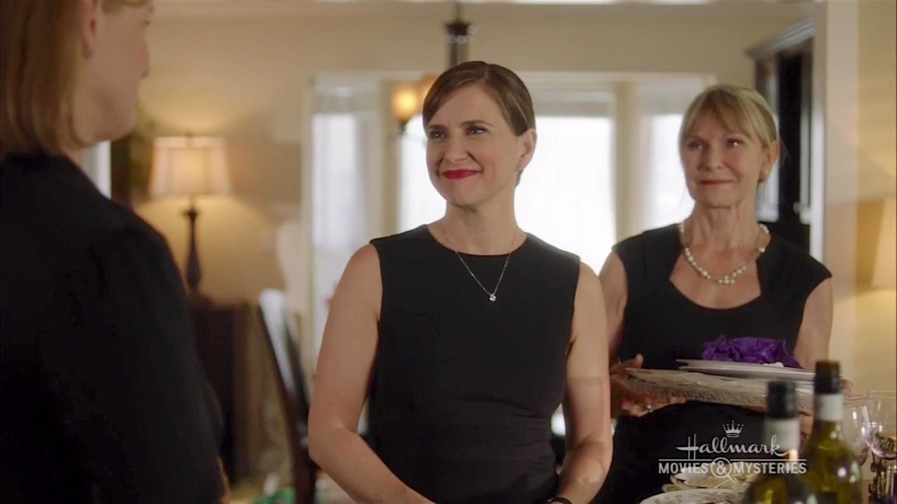 Hailey Dean Mysteries: Dating Is Murder Background