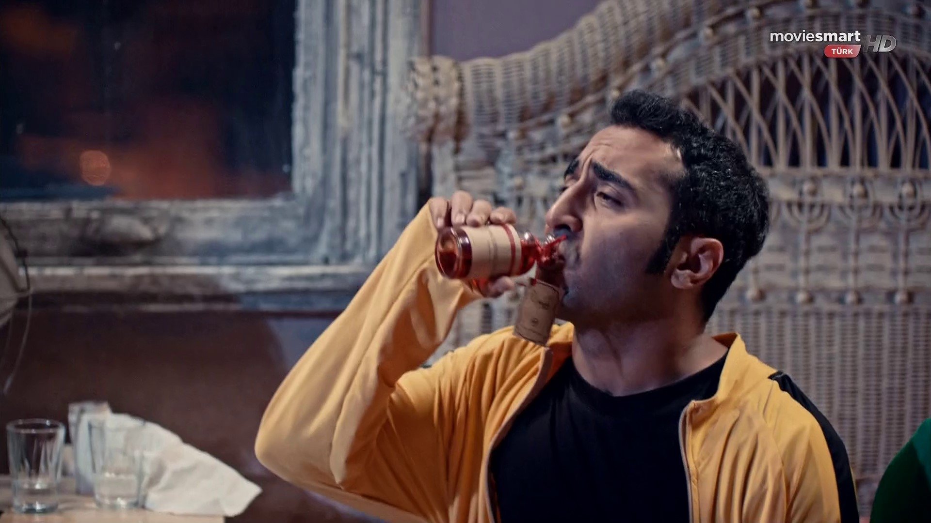 Olur Olur! Background