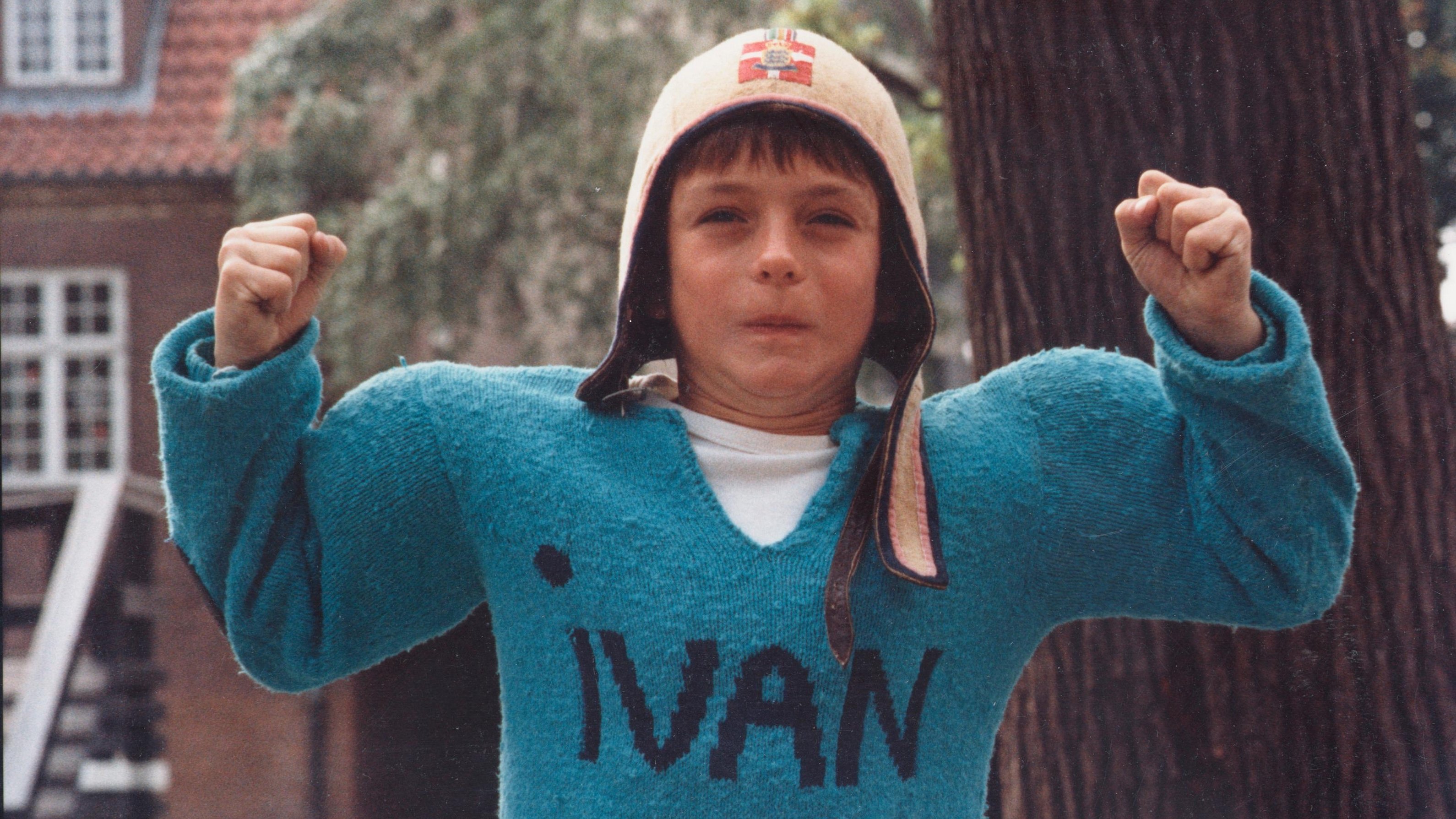 Rubber Tarzan Background