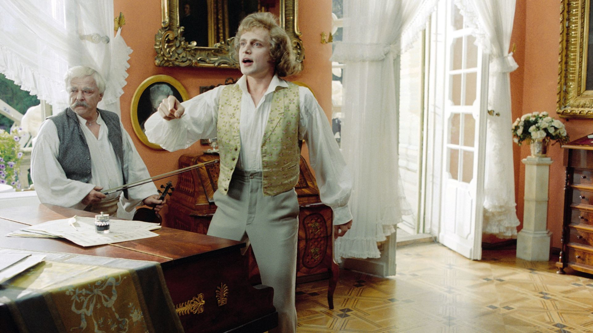 Chopin: Desire for Love Background