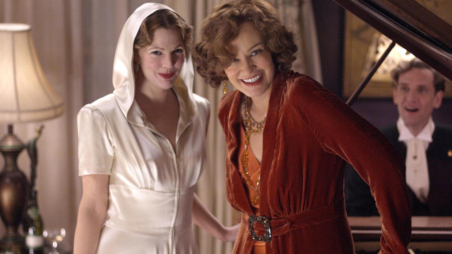 Grey Gardens Background