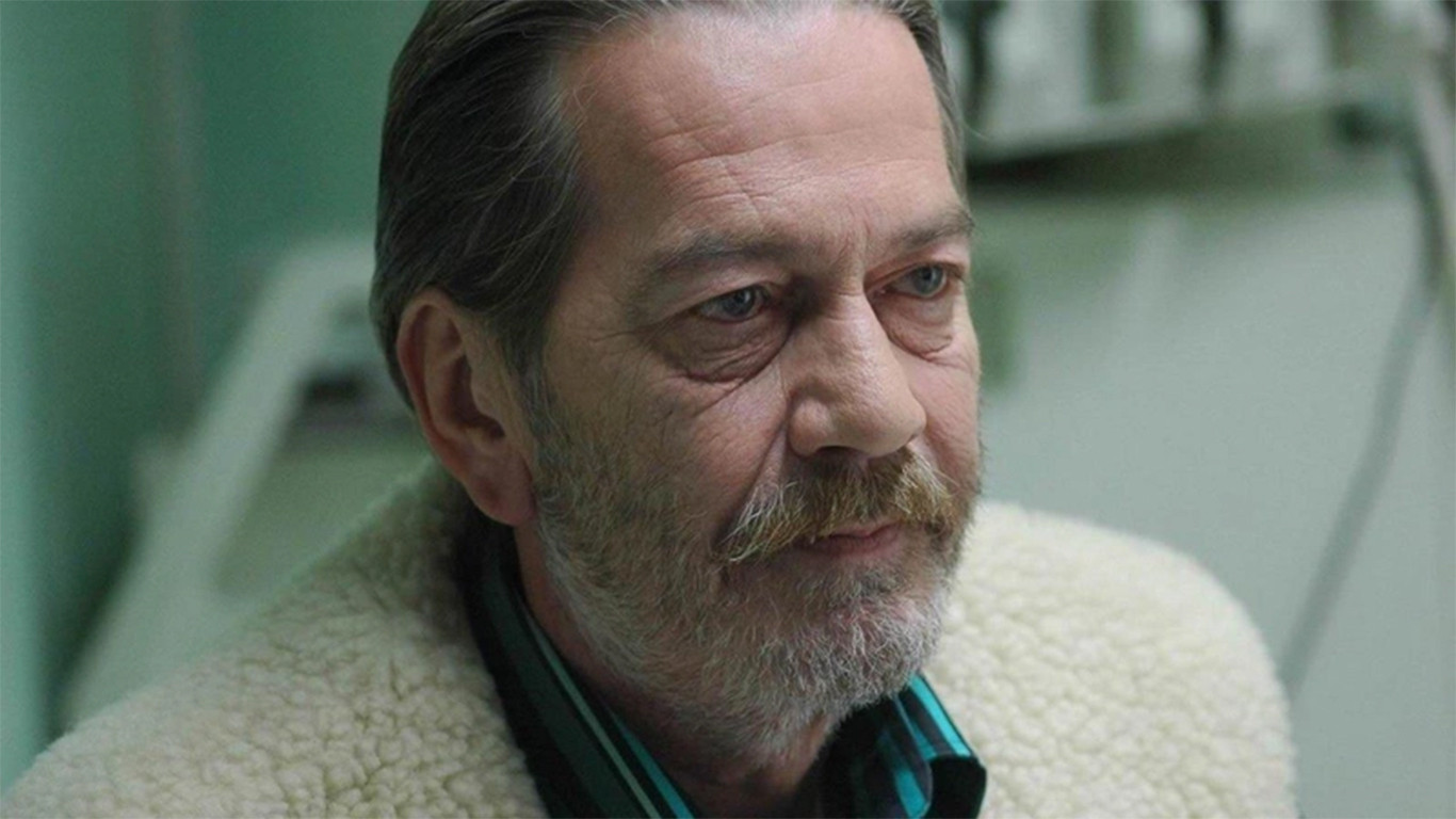 Son Ders: Aşk ve Üniversite Background