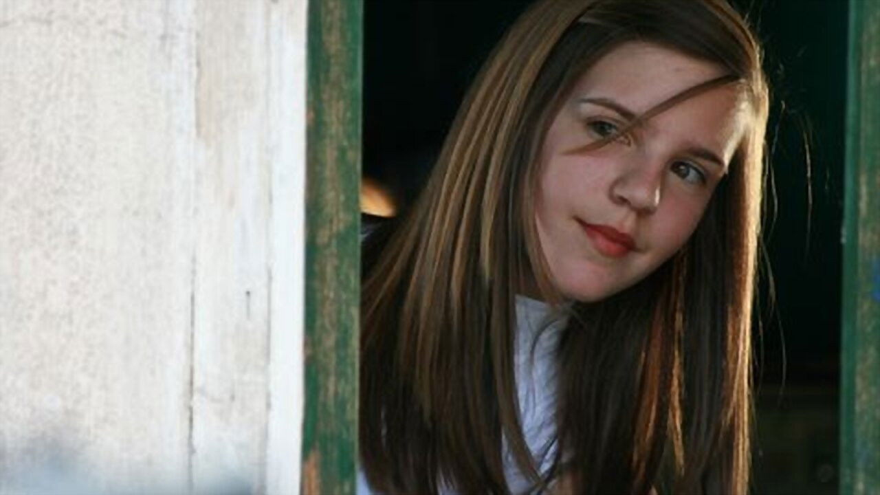 Cartas a Elena Background