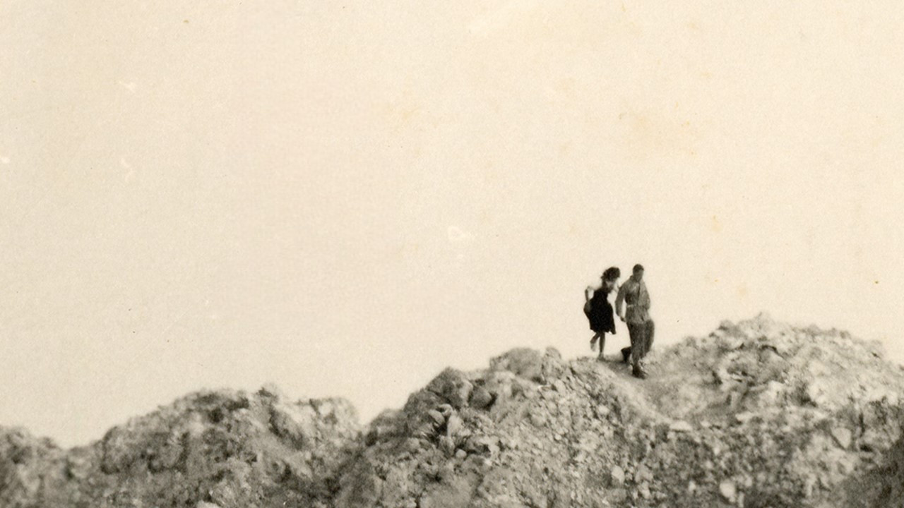 A Million Grains of Sand Background