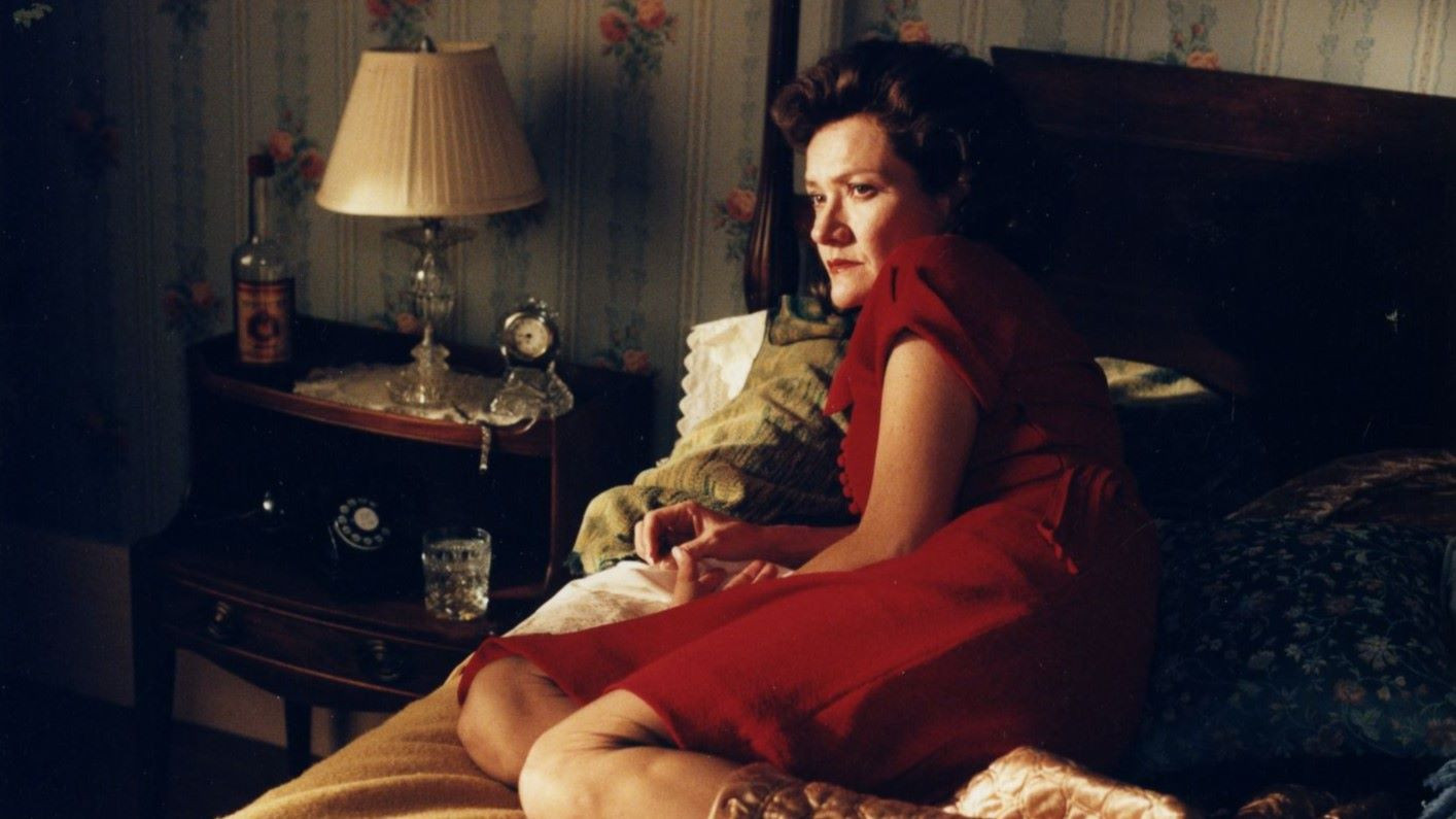 The Woman Who Drinks Background