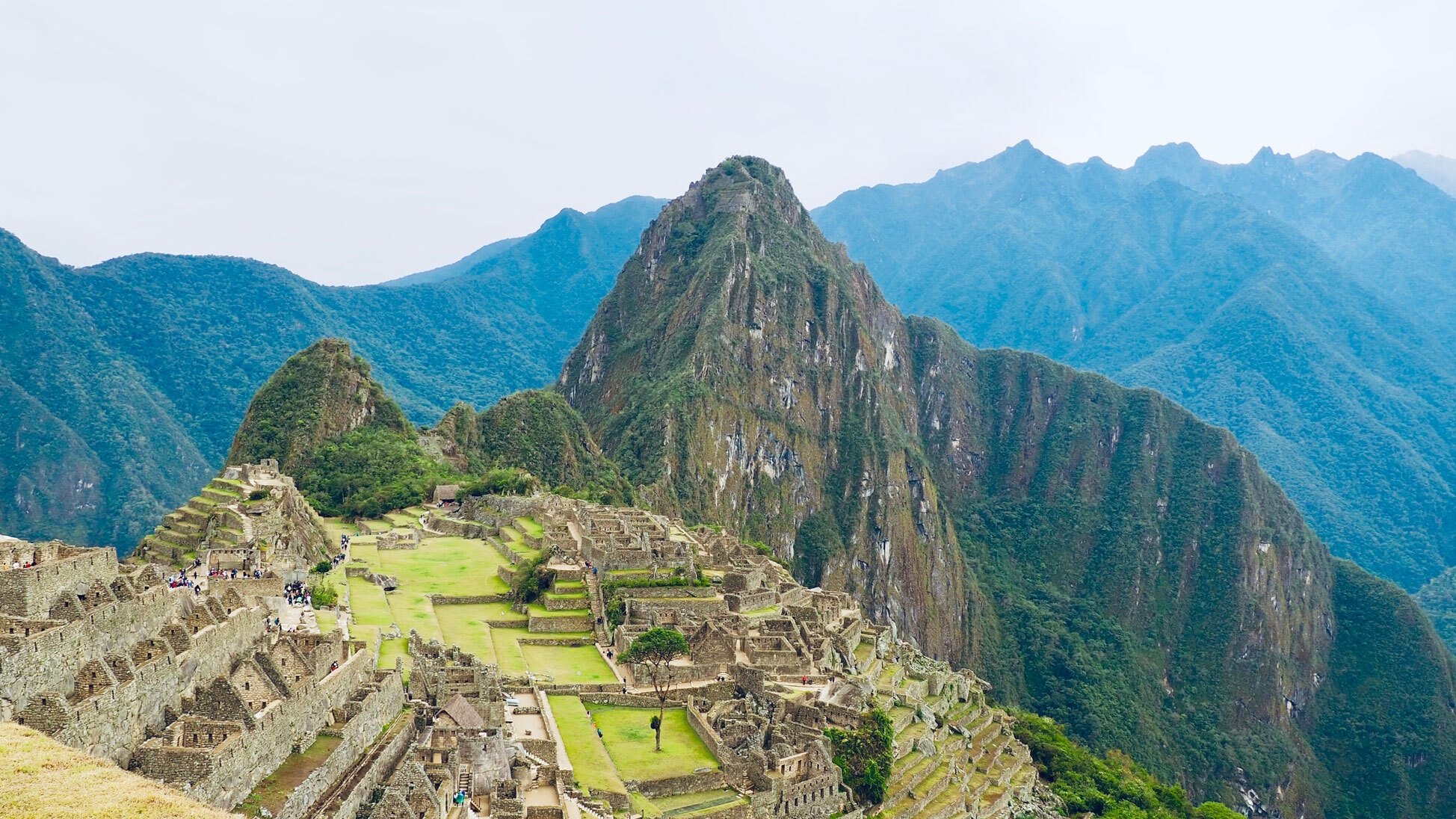 Machu Picchu, Un Nouveau Regard Background