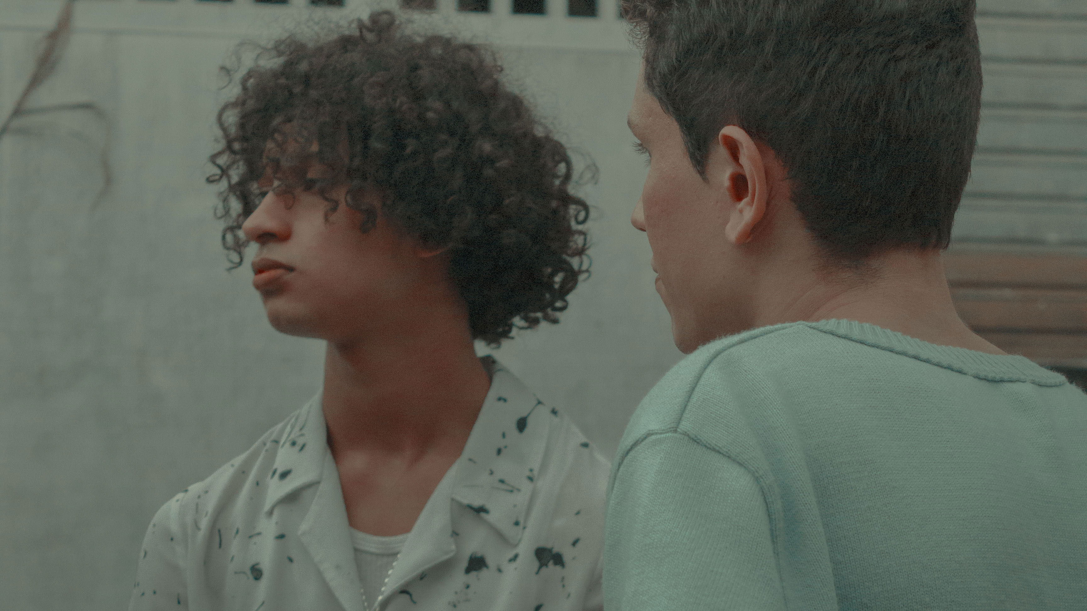 Love Me As You Should Background