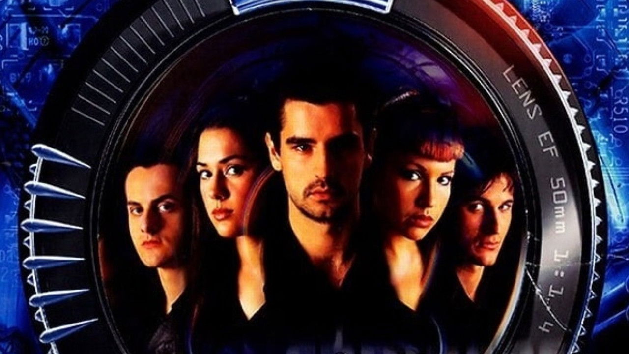 Más de mil cámaras velan por tu seguridad Background