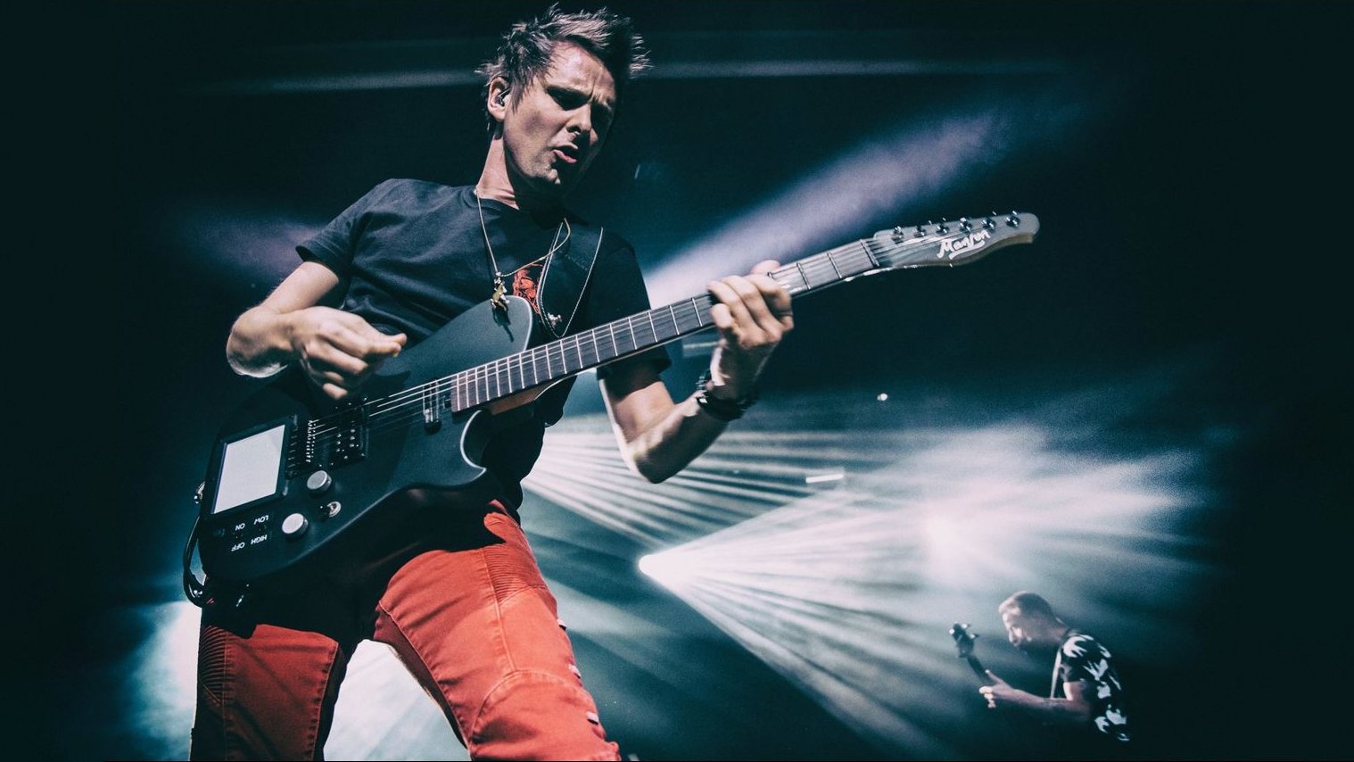 Muse: Live at La Cigale Background