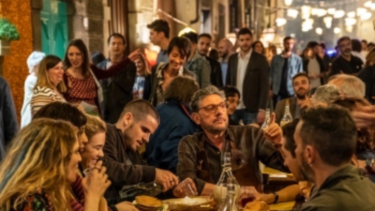 Pezzi unici Background