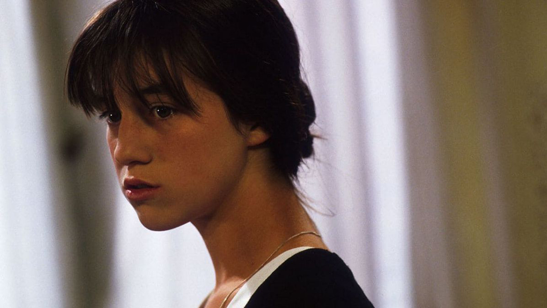 The Little Thief Background