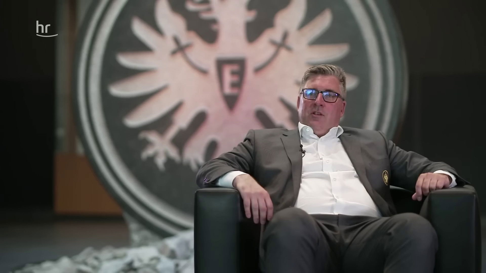 Eintracht Frankfurt - a dream trip through Europe Background